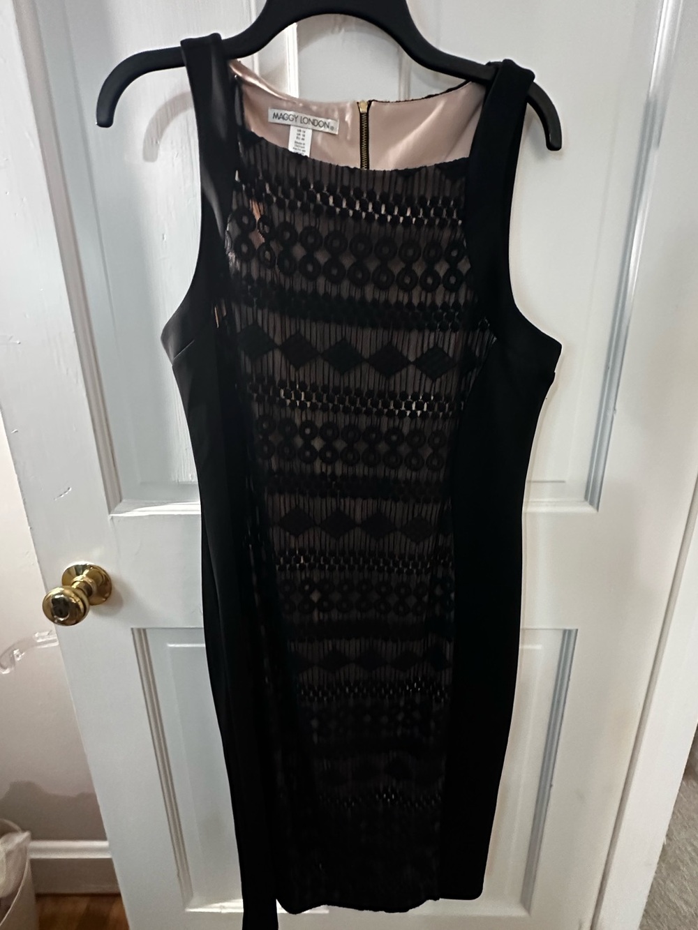 Maggy London Black & Nude Lace-Panel Sheath Dress